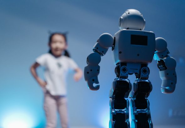 Claude by Anthropic: The Next-Generation AI Assistant for Business and Creativity